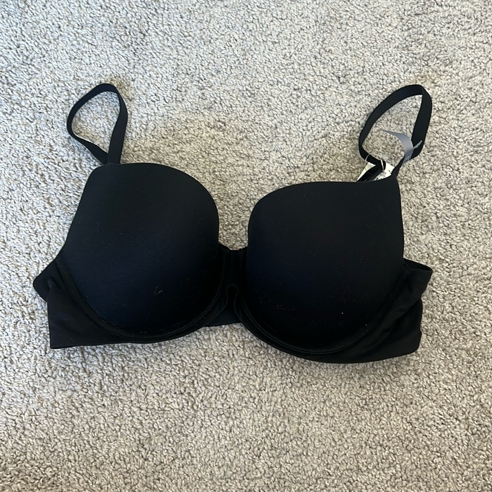 This is an Aerie Demi padded bra with underwire